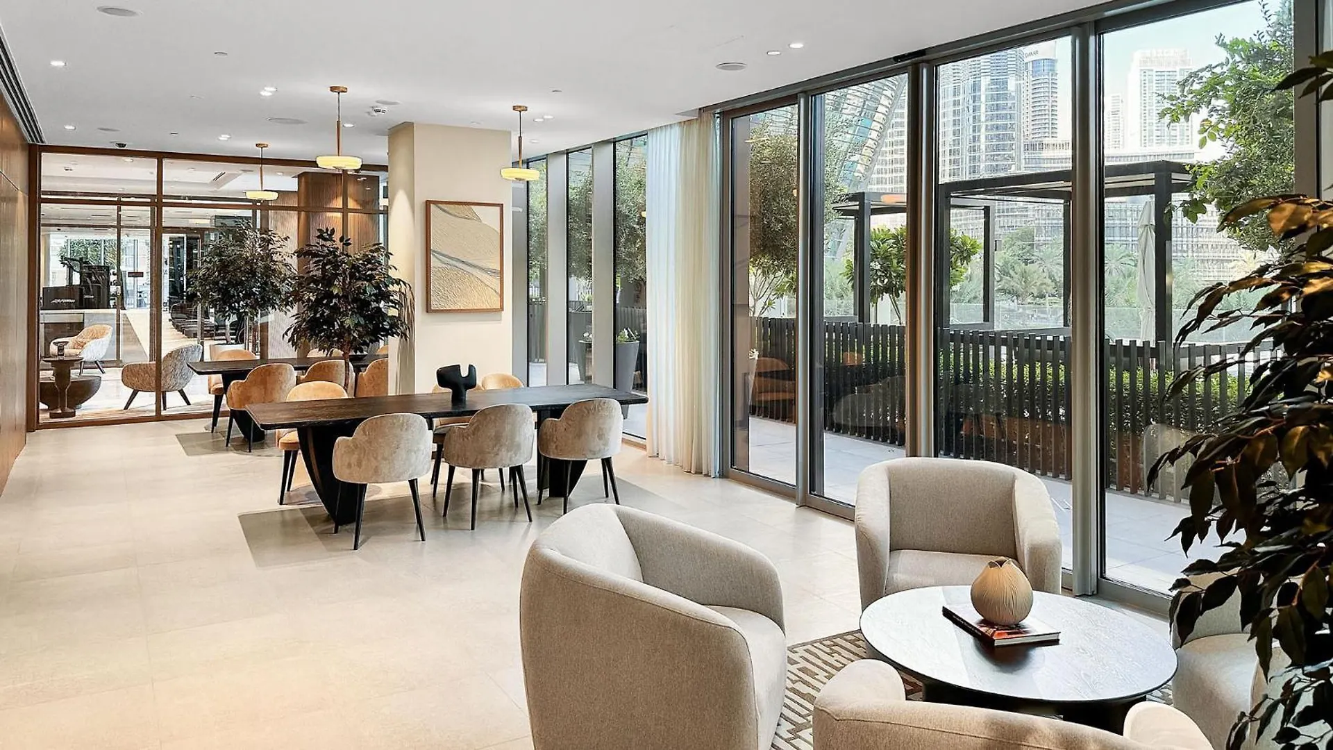 Apartment Vayk - Luxe 2Br With Burj & Fountain Views In Downtown'S Grande Signature Dubai