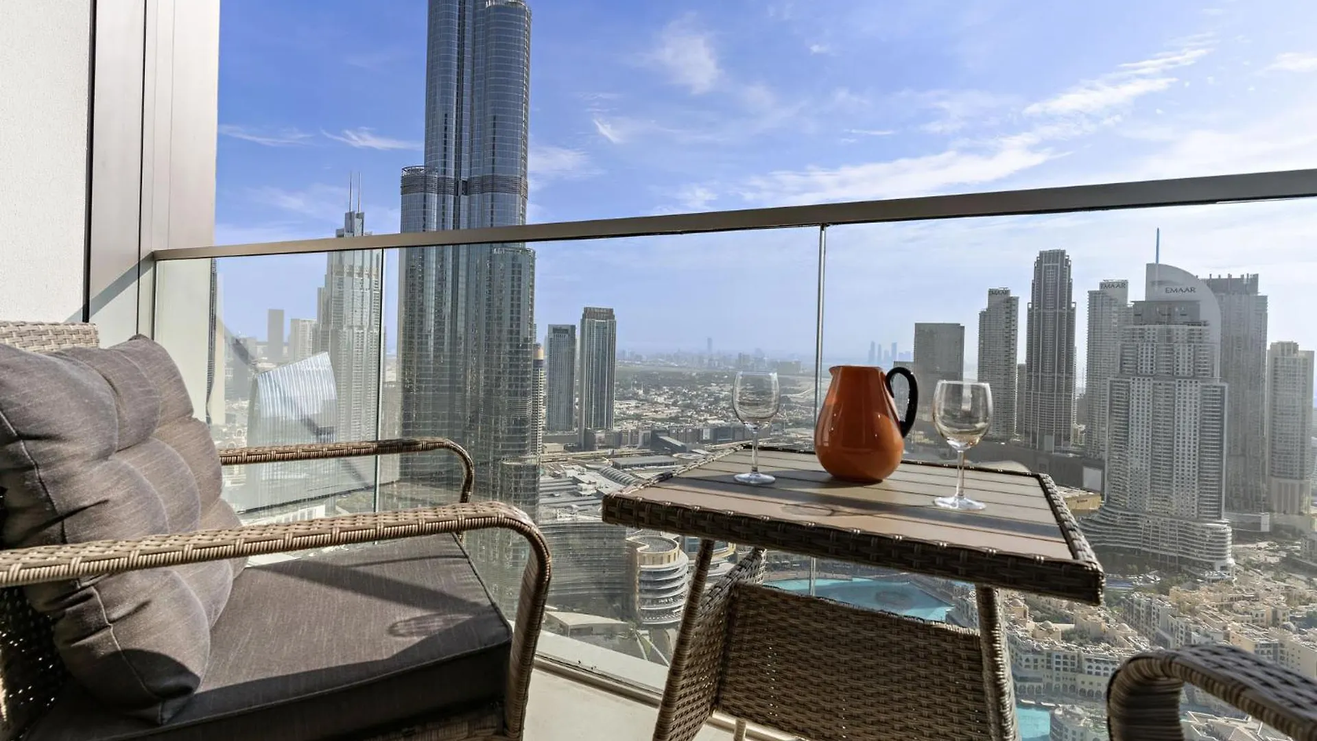 Apartment Vayk - Luxe 2Br With Burj & Fountain Views In Downtown'S Grande Signature Dubai Vereinigte Arabische Emirate