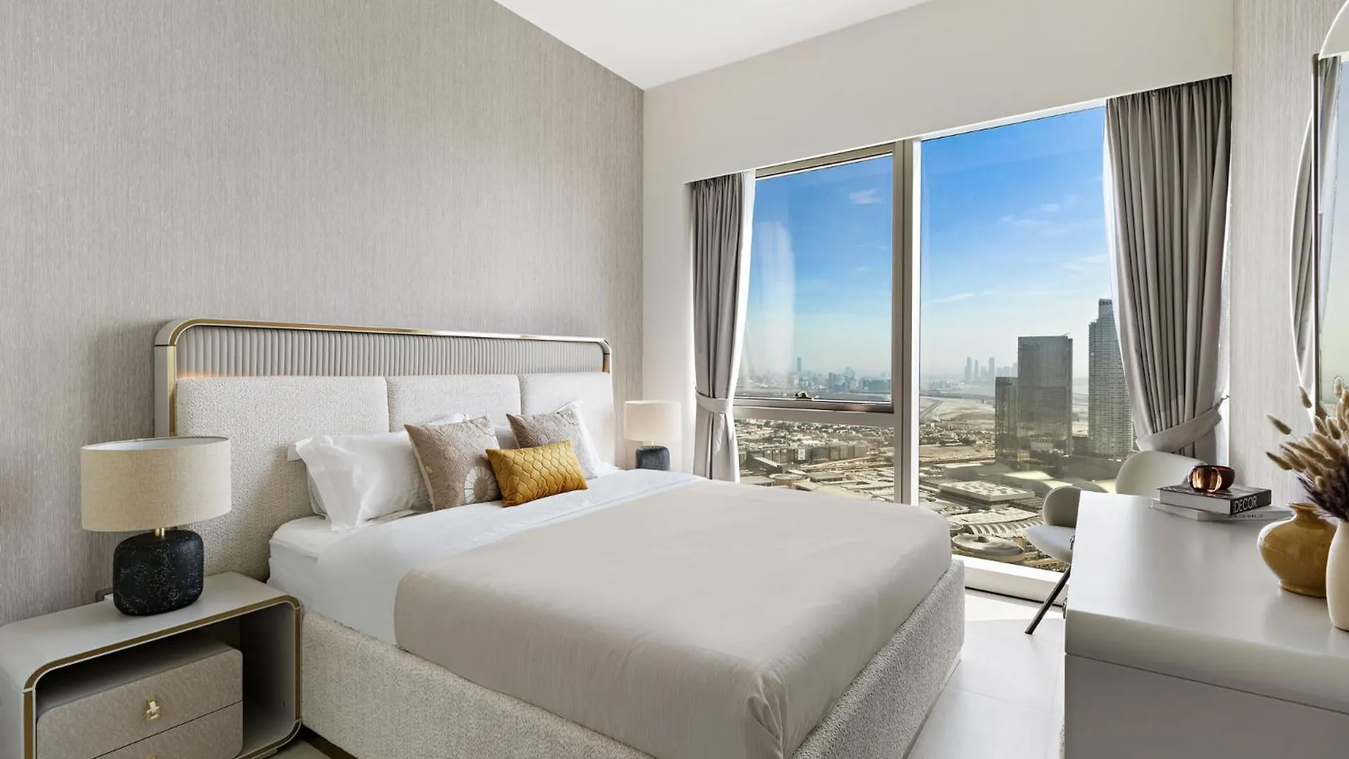 Apartment Vayk - Luxe 2Br With Burj & Fountain Views In Downtown'S Grande Signature Dubai United Arab Emirates