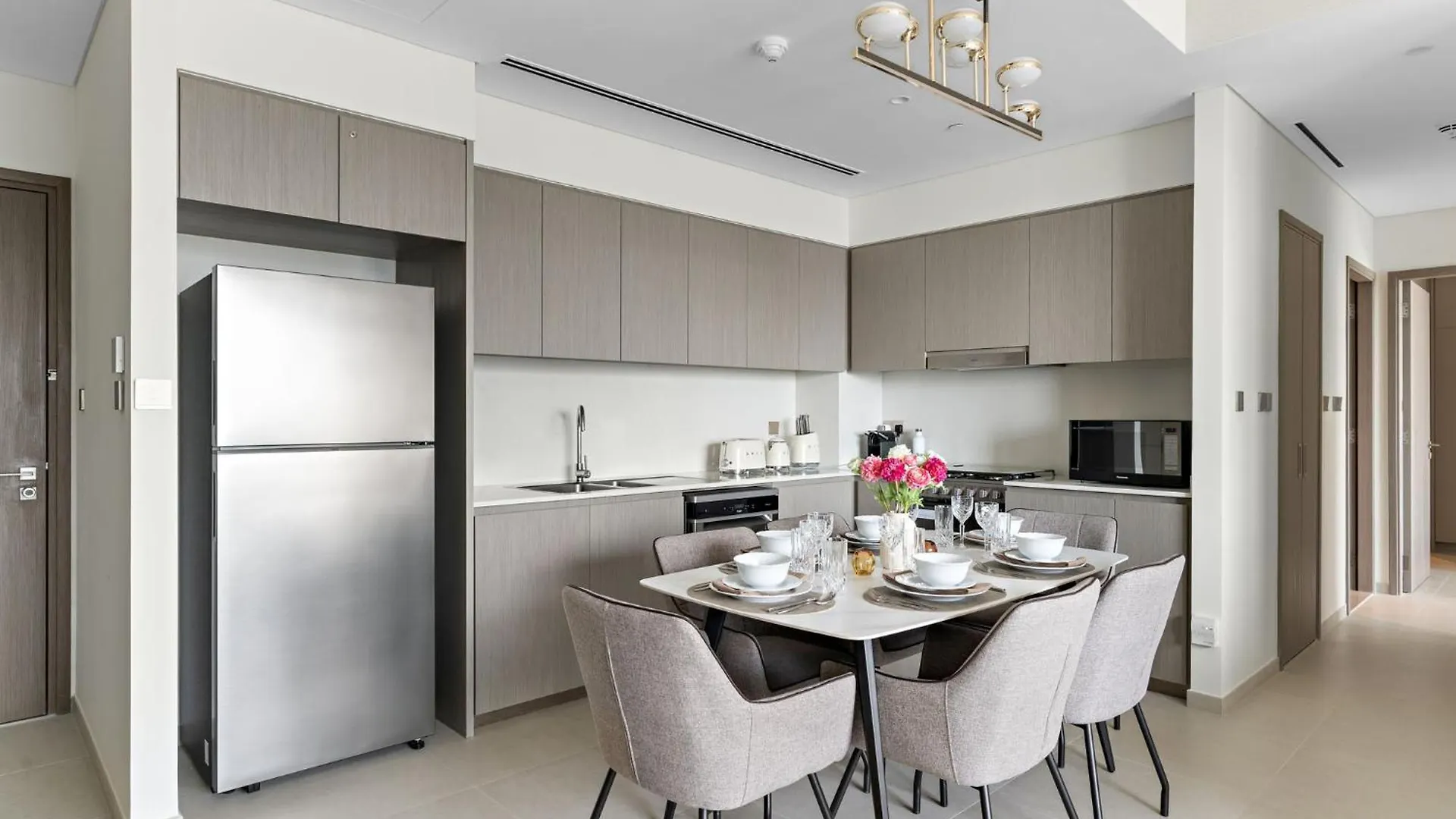 Vayk - Luxe 2Br With Burj & Fountain Views In Downtown'S Grande Signature Dubai 0*,  United Arab Emirates