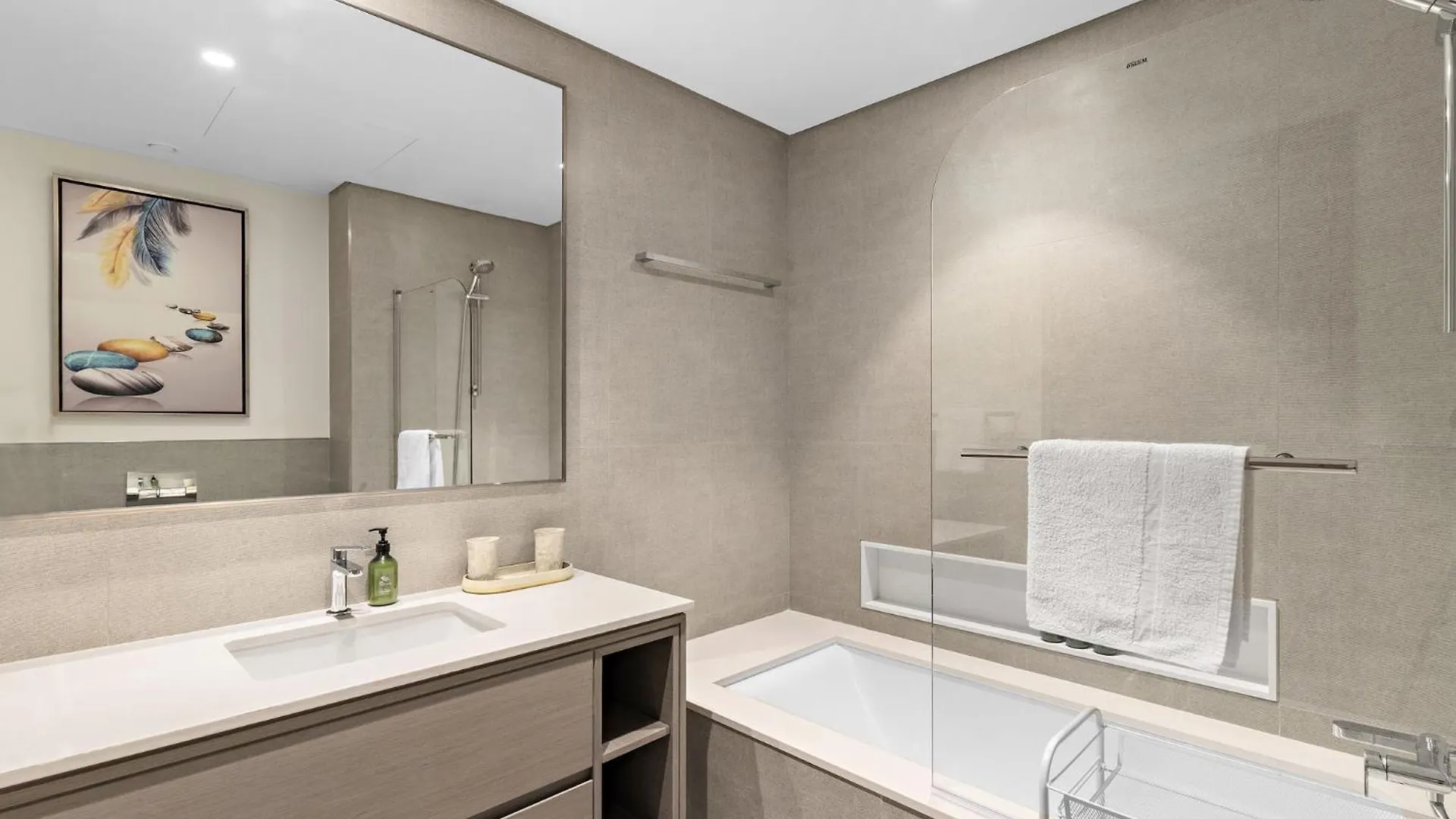 Vayk - Luxe 2Br With Burj & Fountain Views In Downtown'S Grande Signature Dubai Apartment
